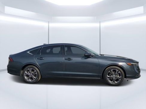 Used 2023 Honda Accord EX image 2