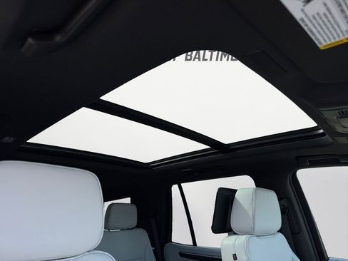 New 2025 Chevrolet Tahoe Premier image 16