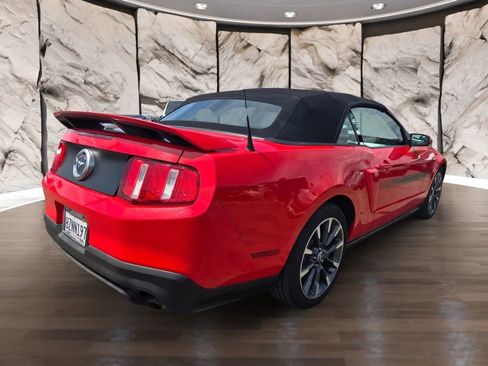 Used 2012 Ford Mustang GT Premium w/ Electronics Pkg RWD image 7
