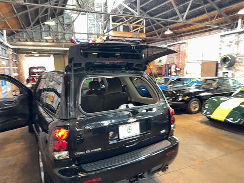 Used 2008 Chevrolet TrailBlazer SS w/ Sun And Sound Package AWD/4WD image 92