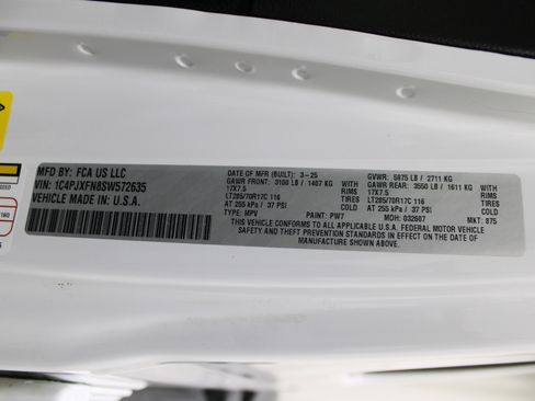 Used 2025 Jeep Wrangler Unlimited Rubicon image 40