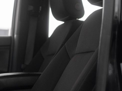 Used 2024 Chevrolet Colorado Trail Boss w/ Technology Package image 18