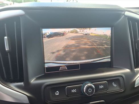 Used 2023 GMC Terrain SLE FWD image 10