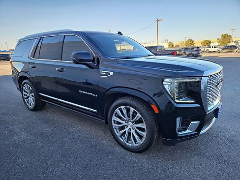 Used 2021 GMC Yukon Denali w/ Denali Ultimate Package image 10