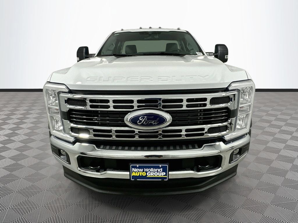 New 2026 Ford F600 4x4 Regular Cab Super Duty w/ XL Chrome Package image 2