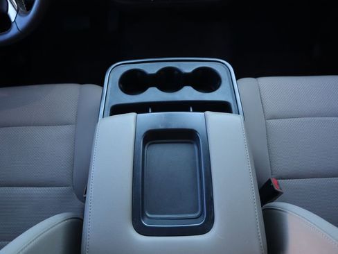 Used 2018 Chevrolet Silverado 1500 LT w/ All Star Edition image 16