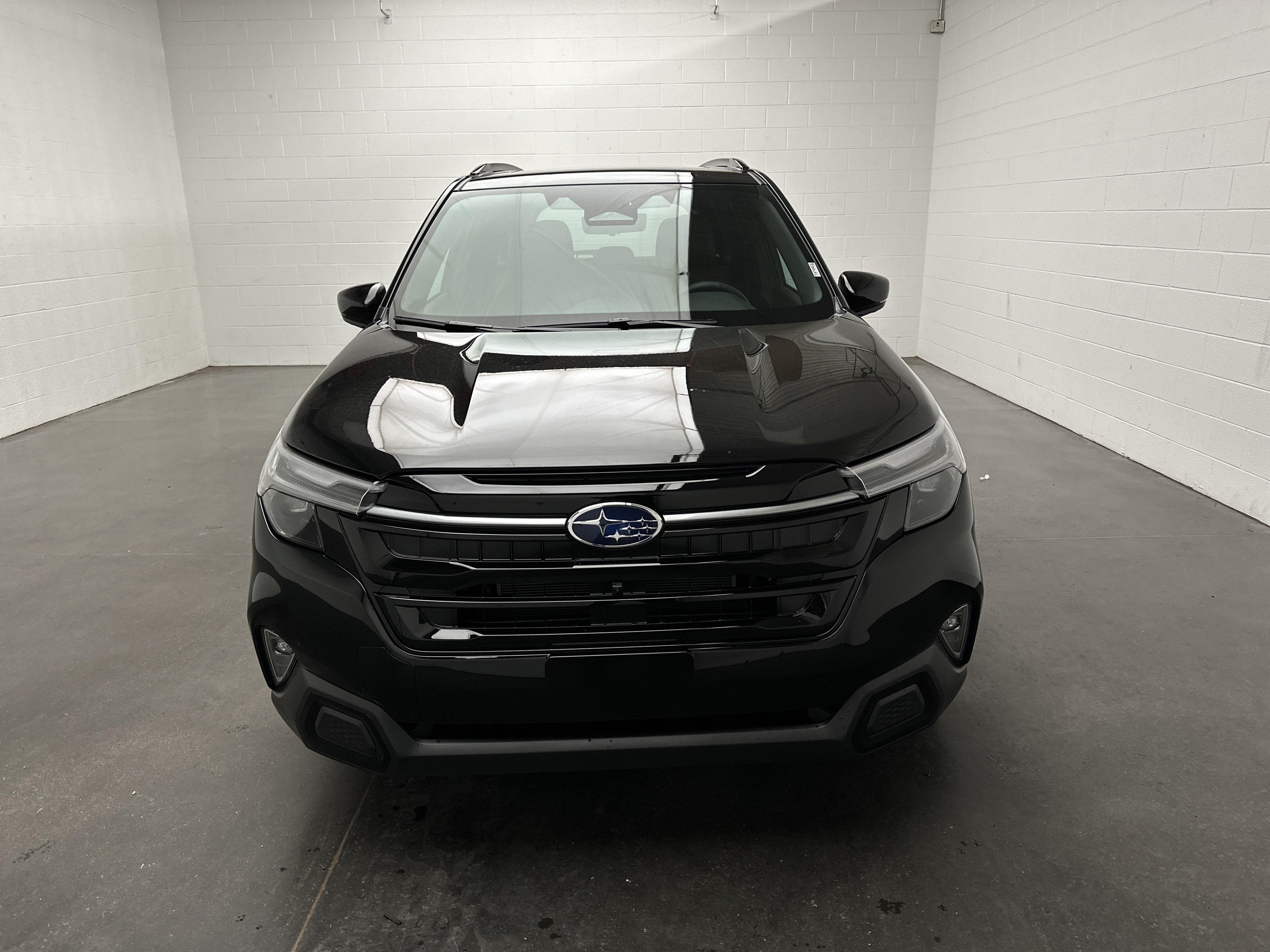 New 2026 Subaru Forester Touring AWD/4WD image 3