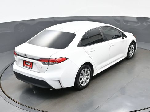 Used 2024 Toyota Corolla LE FWD image 38
