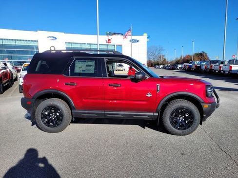 New 2025 Ford Bronco Sport Outer Banks w/ Sasquatch Outer Banks Package AWD/4WD image 42