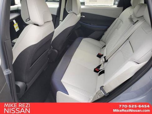 New 2026 Nissan Leaf Platinum+ w/ Cargo Package (Platinum+) image 8