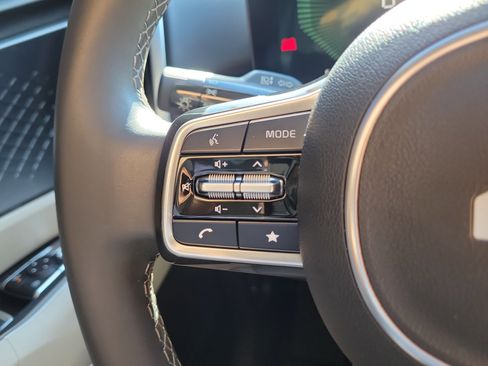 Certified 2025 Kia Sorento S w/ Panoramic Sunroof Package FWD image 28