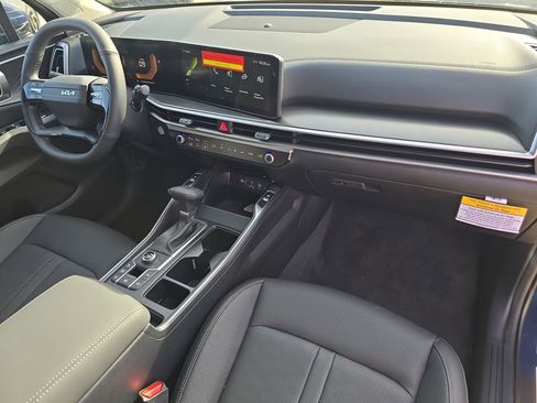 New 2026 Kia Sorento S image 13