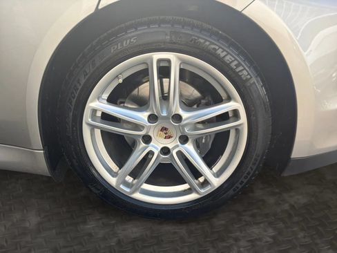 Used 2012 Porsche Panamera 4 image 41