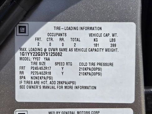 Used 2000 Chevrolet Corvette Coupe w/ Roof Pkg RWD image 22
