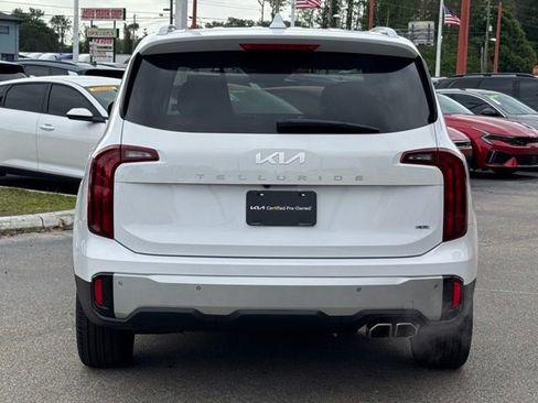 Used 2024 Kia Telluride S image 4