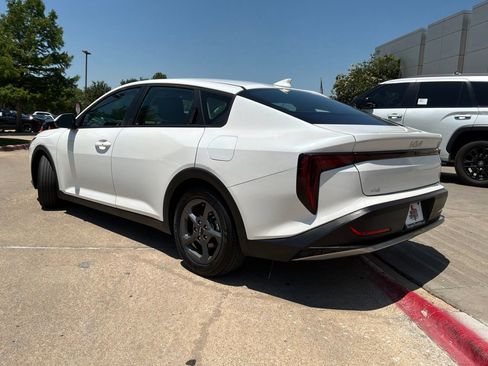 Used 2025 Kia K4 FWD image 8