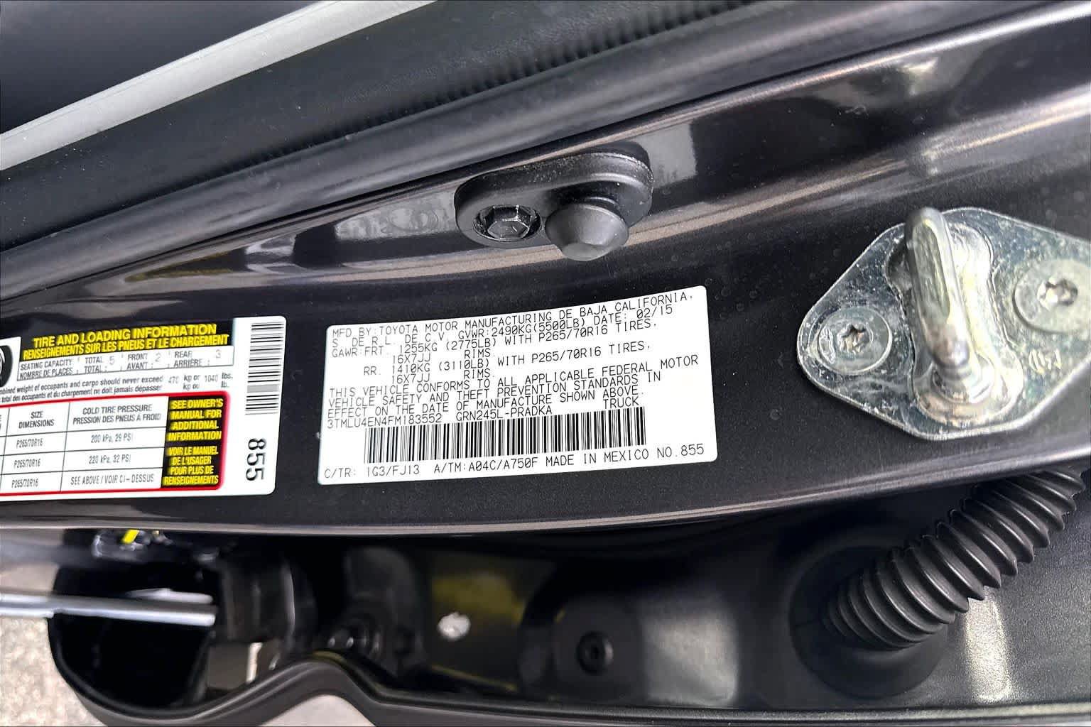 Used 2015 Toyota Tacoma 4x4 Double Cab w/ TRD Off-Road Package image 37