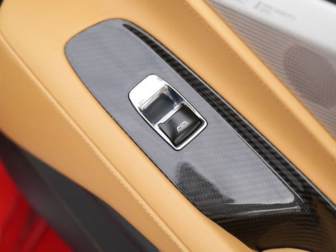 Used 2021 Chevrolet Corvette Stingray Preferred Cpe w/ Engine Appearance Package image 33