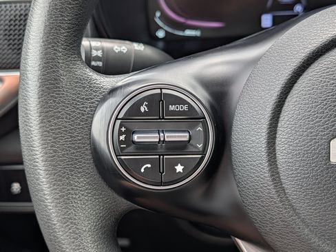 Certified 2023 Kia Soul LX w/ Option Group 015 FWD image 30