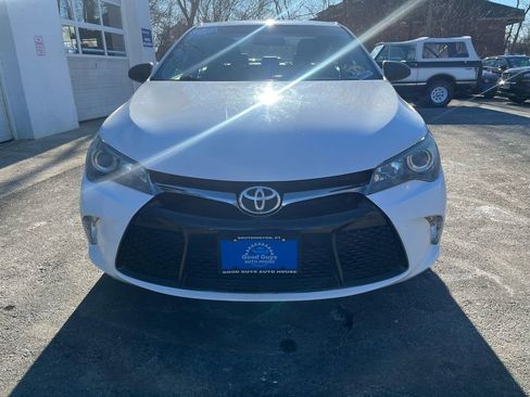 Used 2016 Toyota Camry SE image 20