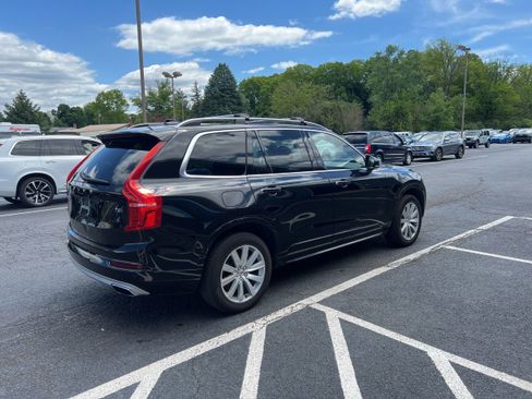 Used 2019 Volvo XC90 T6 Momentum AWD/4WD image 5