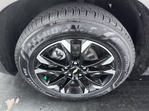 Used 2022 Chevrolet TrailBlazer LT w/ Convenience Package FWD image 19