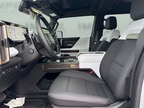 Used 2025 GMC Hummer EV 2X AWD/4WD image 8