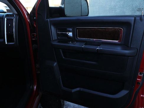 Used 2012 RAM 2500 Laramie w/ Cold Weather Group image 24