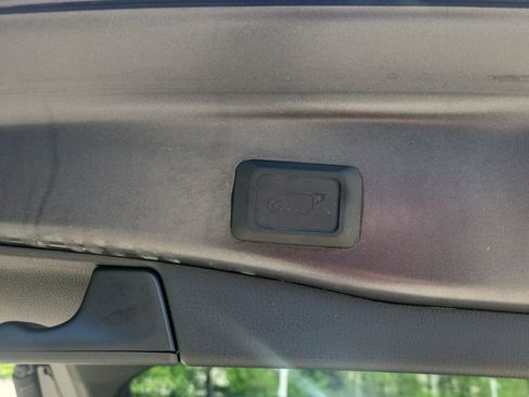 Used 2024 Toyota RAV4 XLE w/ Convenience Package image 29