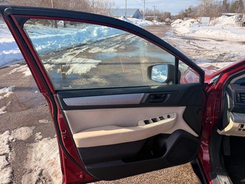 Used 2018 Subaru Outback 2.5i image 14