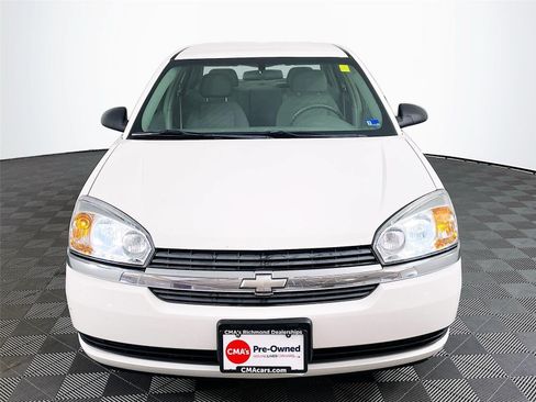 Used 2005 Chevrolet Malibu LS w/ Preferred Equipment Group FWD image 2