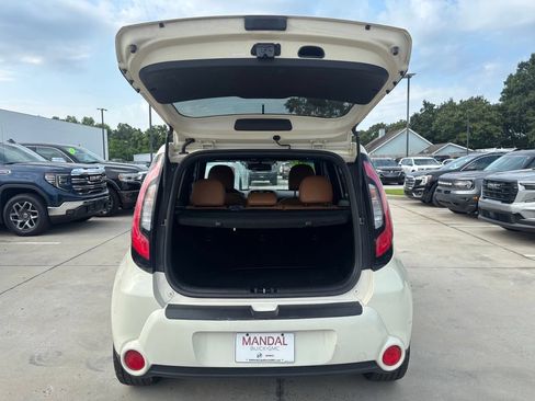 Used 2015 Kia Soul ! w/ Sun & Sound Package FWD image 25