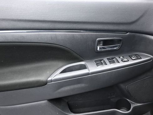 Used 2024 Mitsubishi Outlander Sport LE image 10