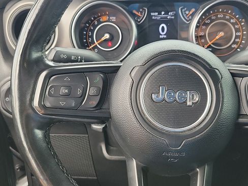 Used 2022 Jeep Wrangler Unlimited Sport AWD/4WD image 18