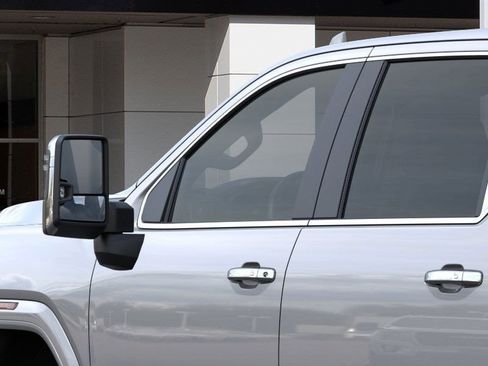 New 2026 GMC Sierra 2500 Denali Ultimate image 13