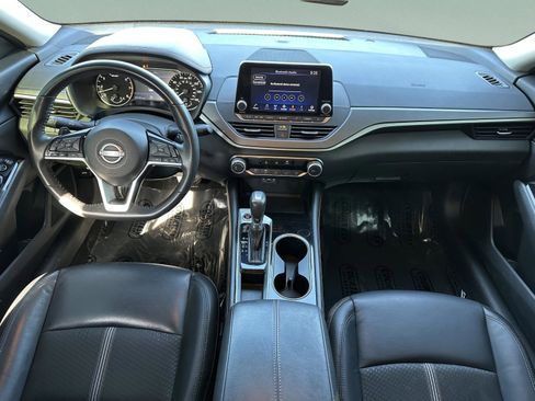 Certified 2024 Nissan Altima 2.5 SR FWD image 12