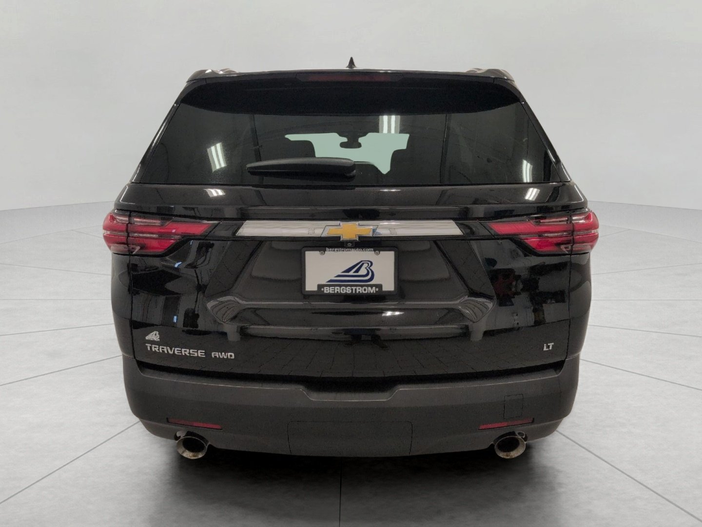 Used 2023 Chevrolet Traverse LT AWD/4WD image 26
