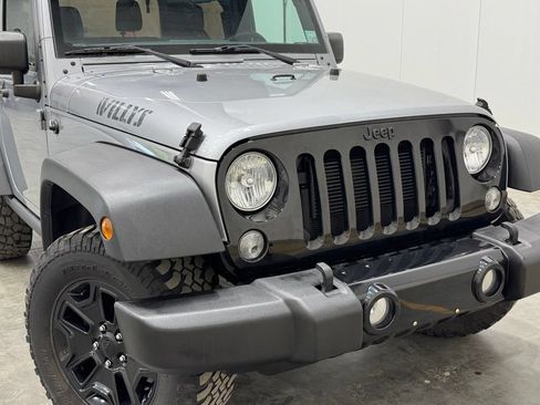 Used 2018 Jeep Wrangler Sport AWD/4WD image 36