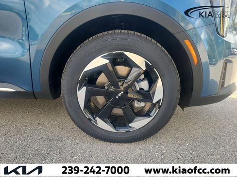 New 2026 Kia Sorento EX FWD image 7