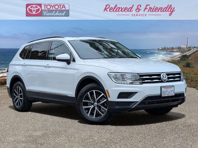 Used 2021 Volkswagen Tiguan SE w/ Panoramic Sunroof Package