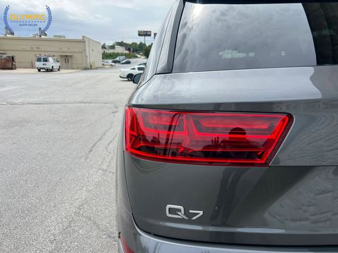 Used 2018 Audi Q7 2.0T Premium AWD/4WD image 16