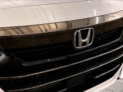 Used 2022 Honda Accord Sport image 29