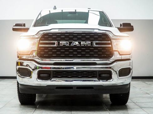 Used 2022 RAM 2500 Big Horn AWD/4WD image 7