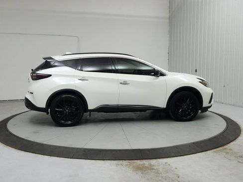 Used 2024 Nissan Murano SV w/ SV Midnight Edition Package FWD image 9