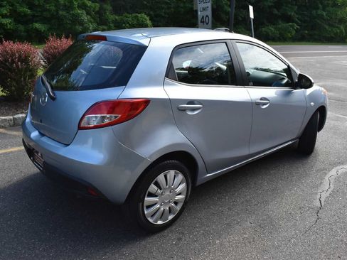 Used 2013 MAZDA MAZDA2 Sport FWD image 4