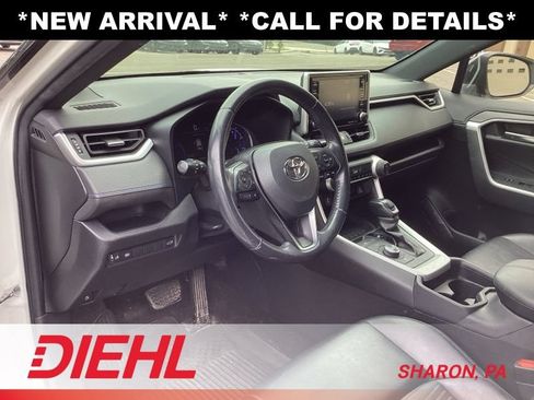 Used 2020 Toyota RAV4 XSE w/ Carpet Mat Package AWD/4WD image 10