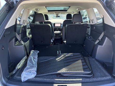 New 2026 Volkswagen Atlas Peak Edition image 15
