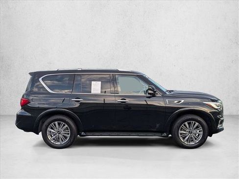 Used 2021 INFINITI QX80 Luxe image 4