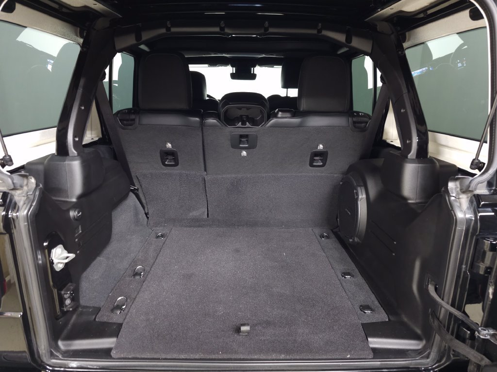 Used 2024 Jeep Wrangler Unlimited Rubicon 392 AWD/4WD image 5