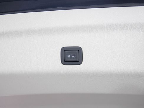 Used 2026 Cadillac Escalade Platinum Sport w/ LPO, ONYX Package AWD/4WD image 11